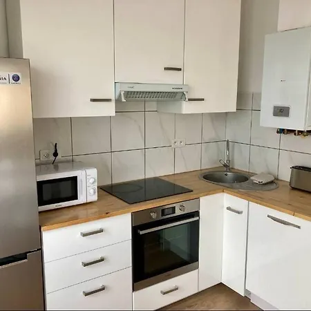 Grand Proche Cite De L'espace Apartmán *
